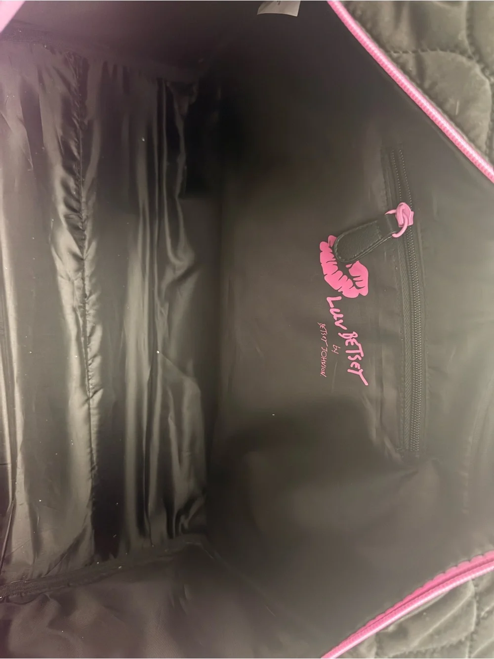 Women’s Travel Bag